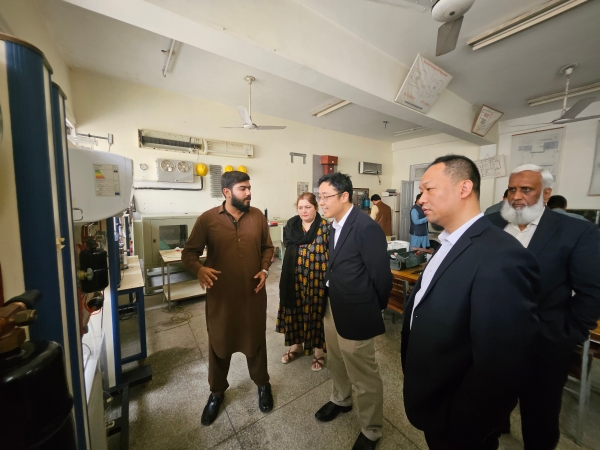 參觀職業教育委員會卓越中心 參觀職業教育委員會卓越中心